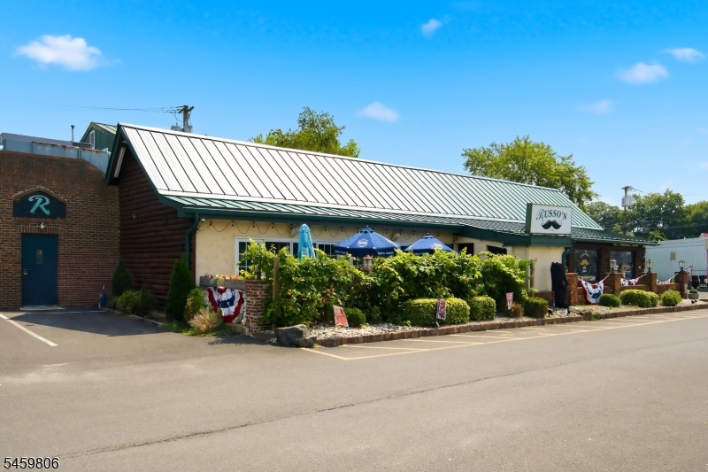 main property photo 7