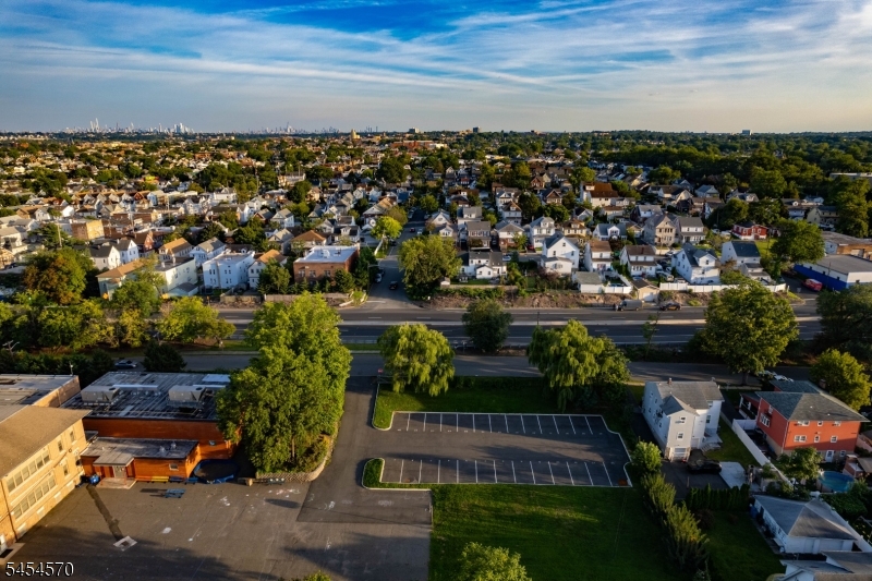 main property photo 22