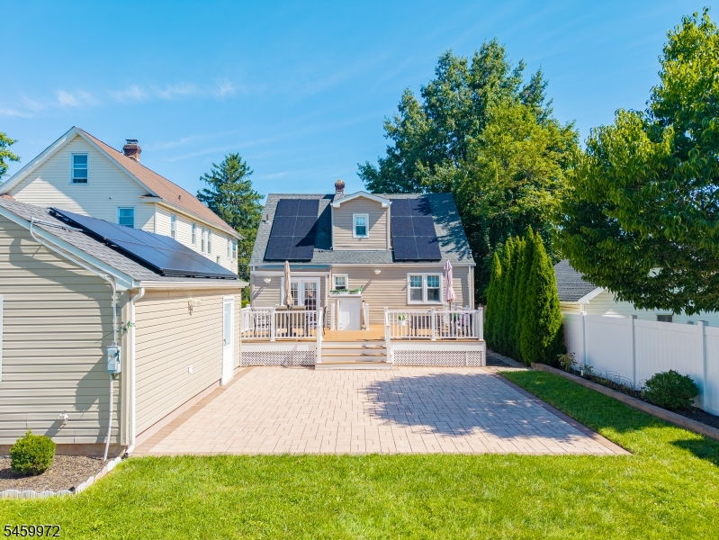 main property photo 27