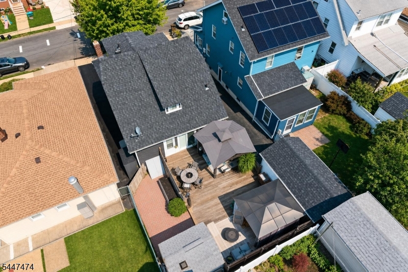 main property photo 29
