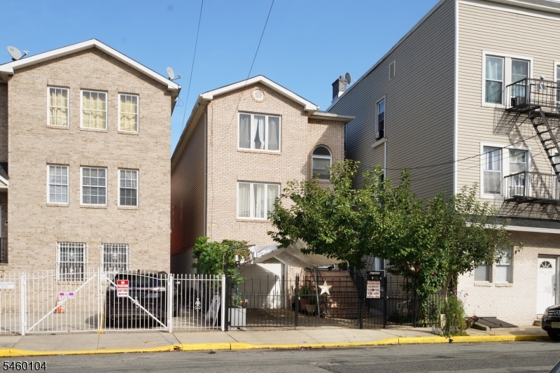 main property photo 21