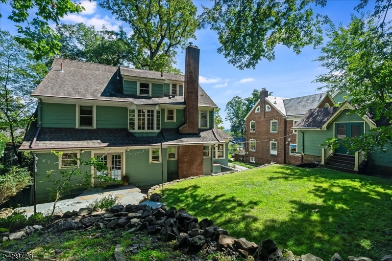 main property photo 40