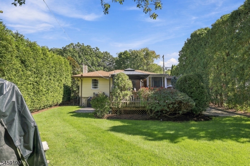 main property photo 39