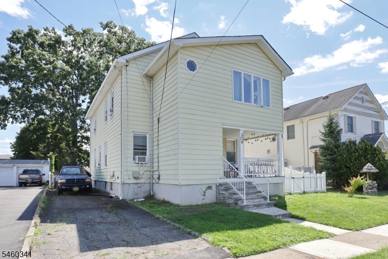 main property photo 37