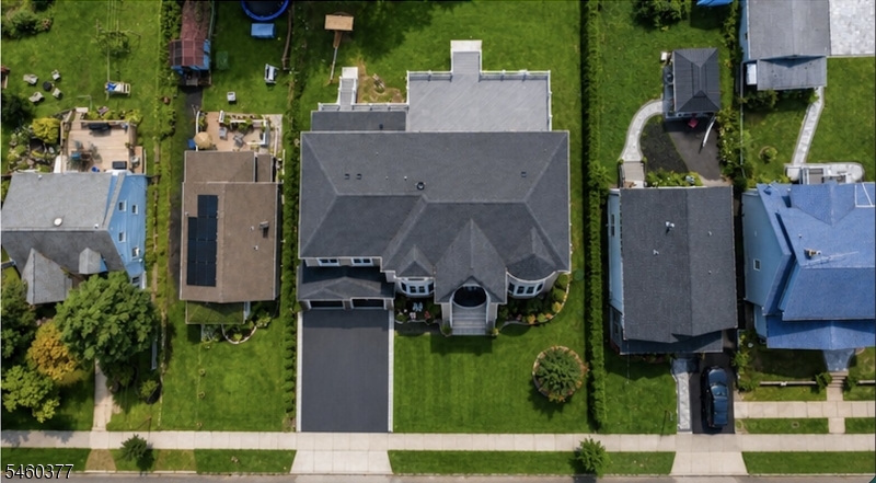 main property photo 33