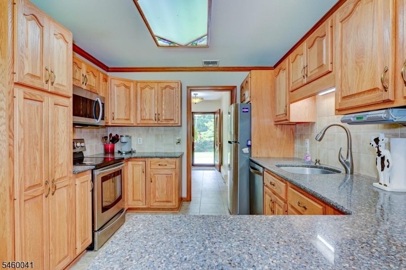 main property photo 22