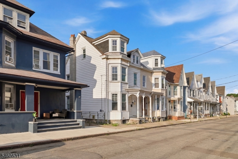 main property photo 46