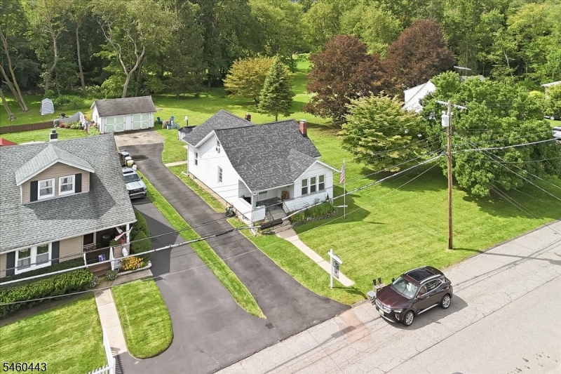 main property photo 44