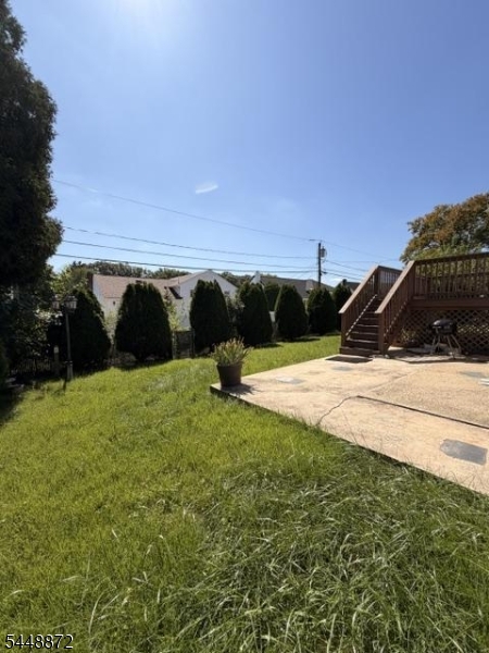 main property photo 16