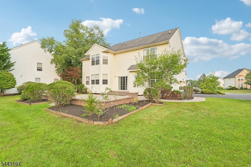 main property photo 33