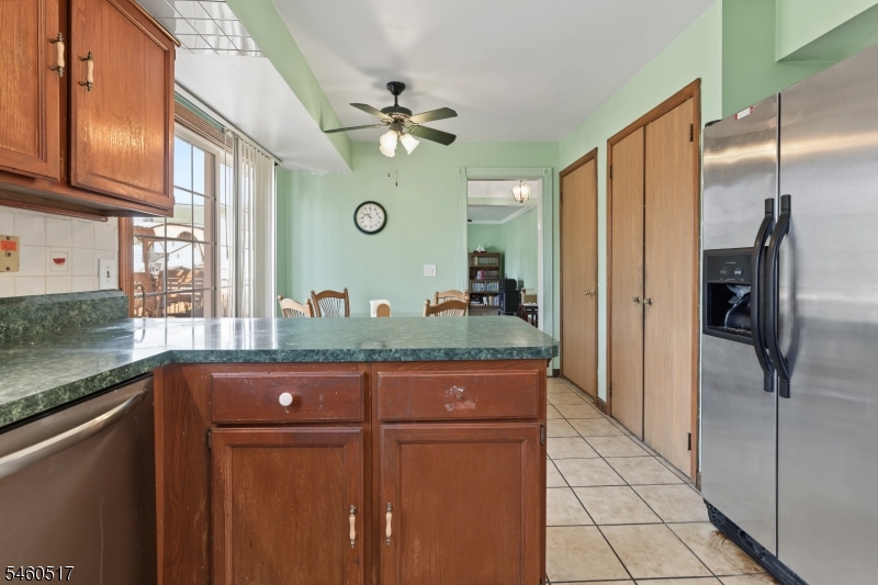 main property photo 17