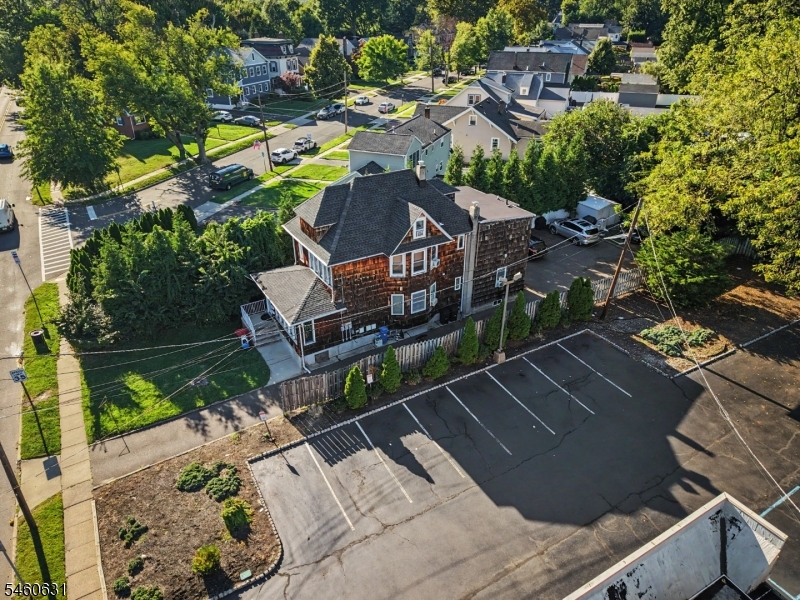 main property photo 47