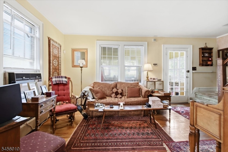 main property photo 4