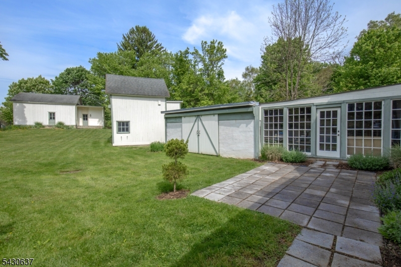 main property photo 20
