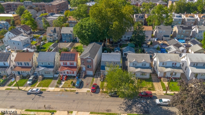 main property photo 24