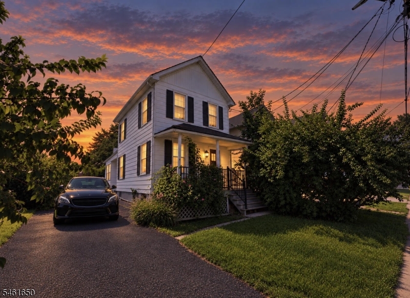 main property photo 11