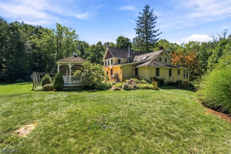 main property photo 14