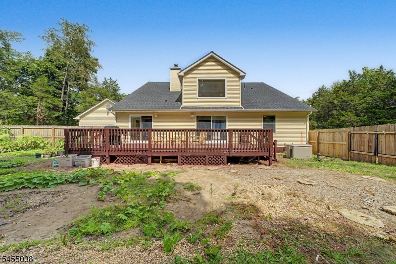 main property photo 45