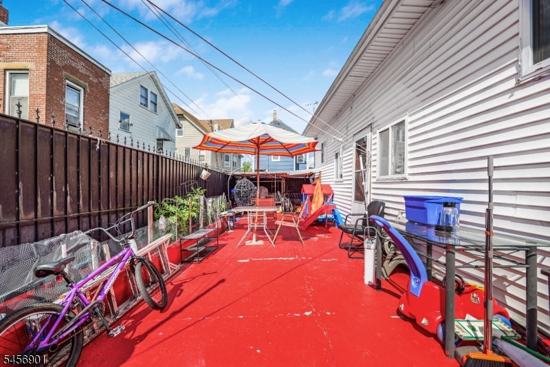 main property photo 44