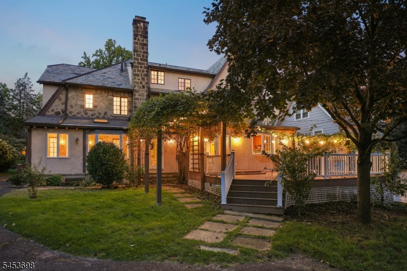 main property photo 31