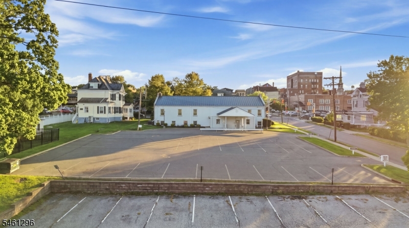 main property photo 36