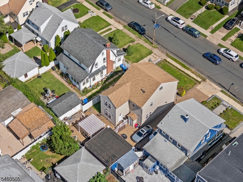 main property photo 29