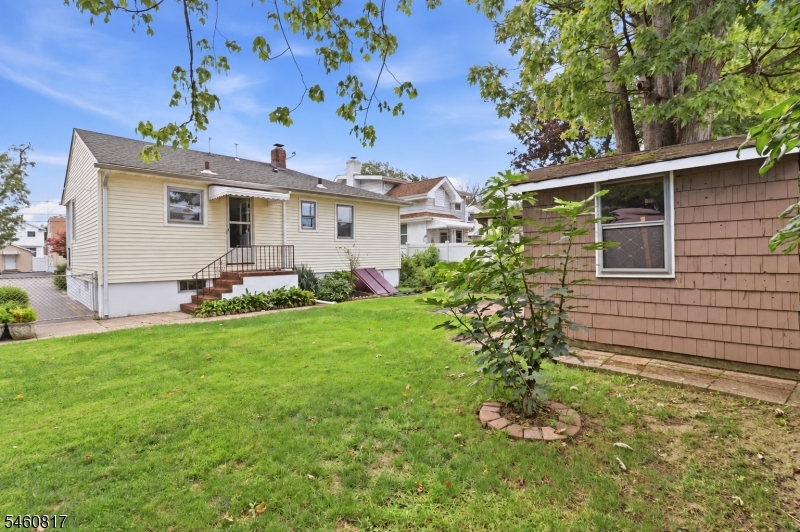 main property photo 21