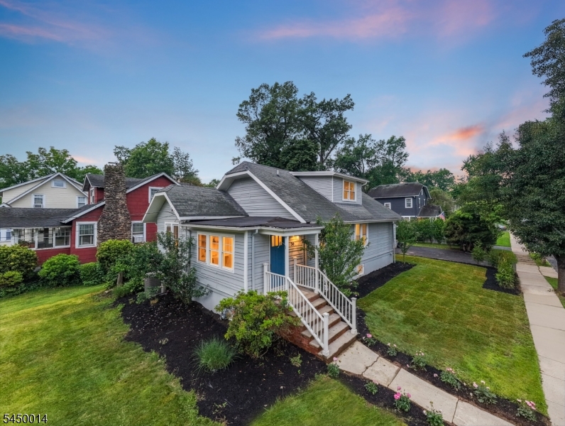 main property photo 4