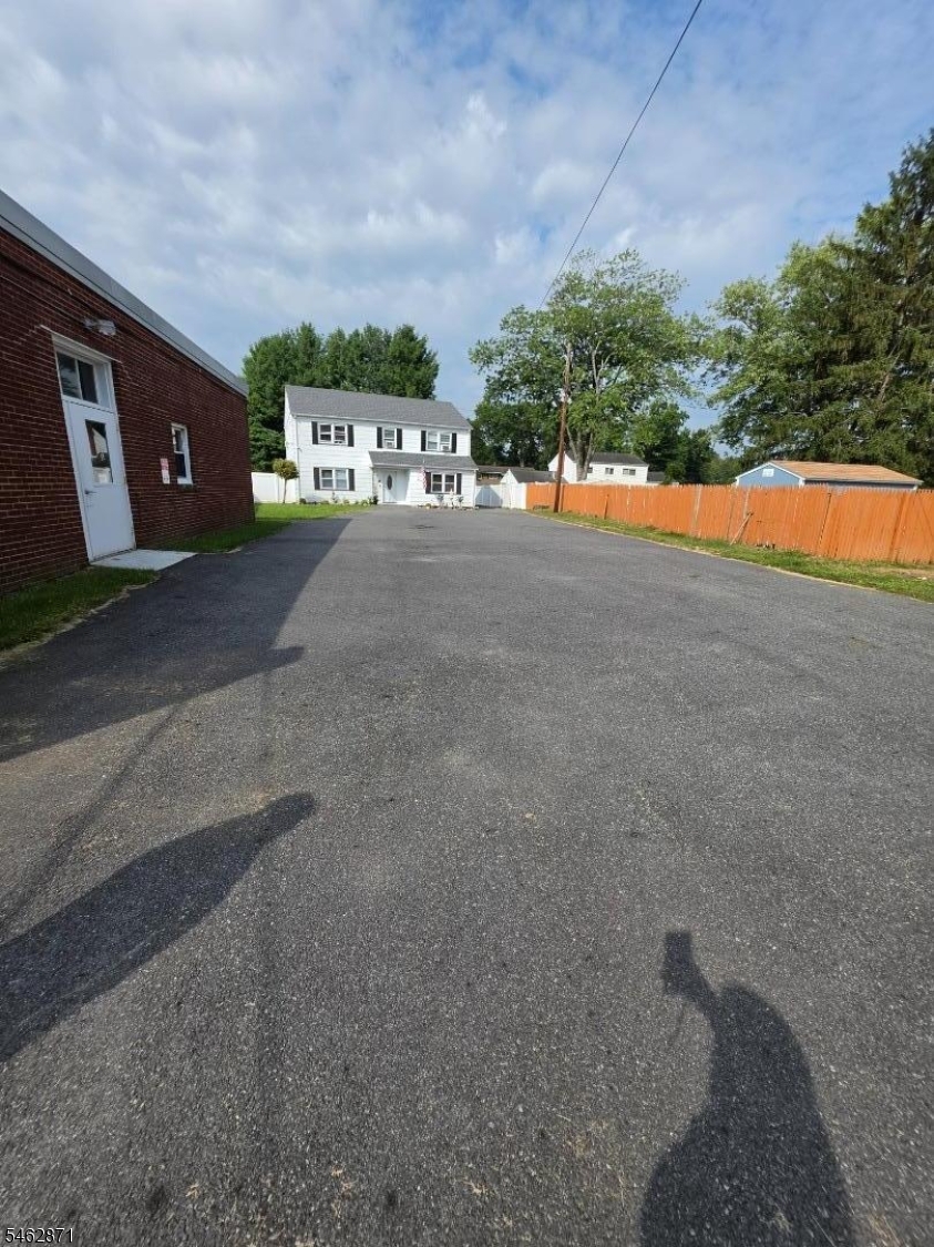 main property photo 15