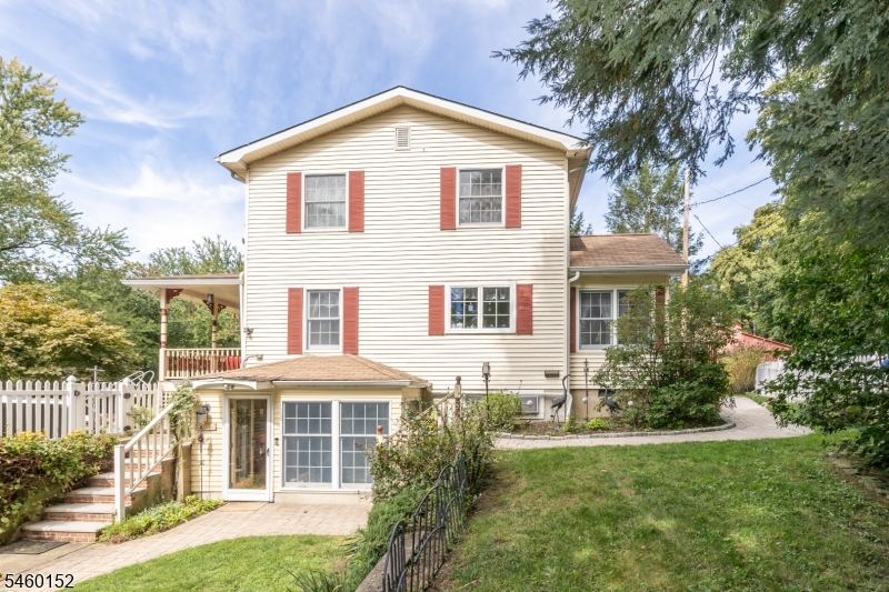main property photo 27