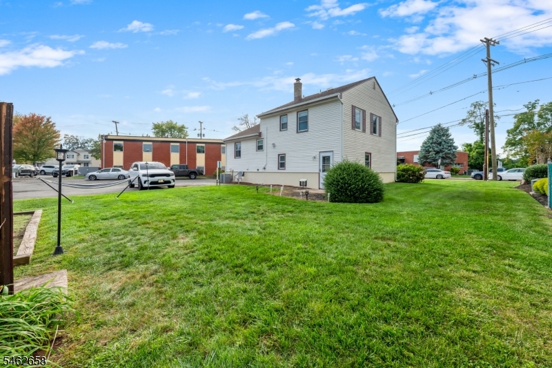 main property photo 25