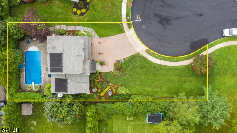 main property photo 47