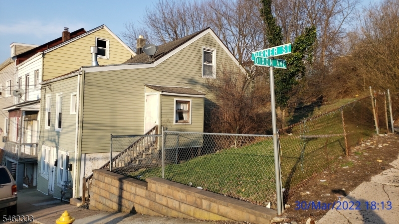 main property photo 7