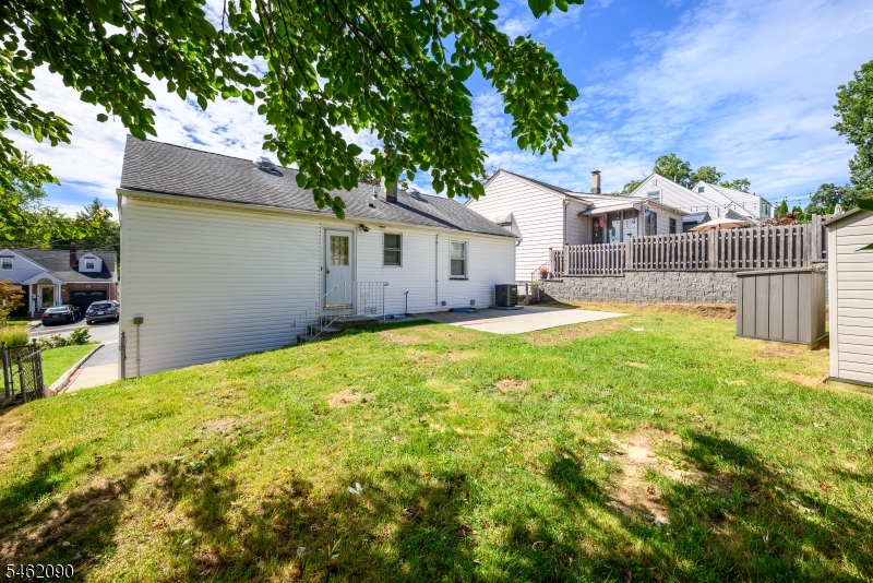 main property photo 4