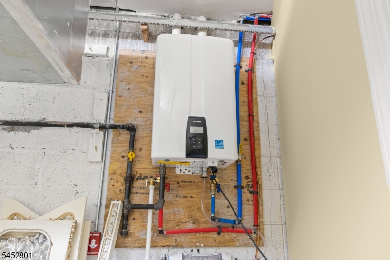 main property photo 12