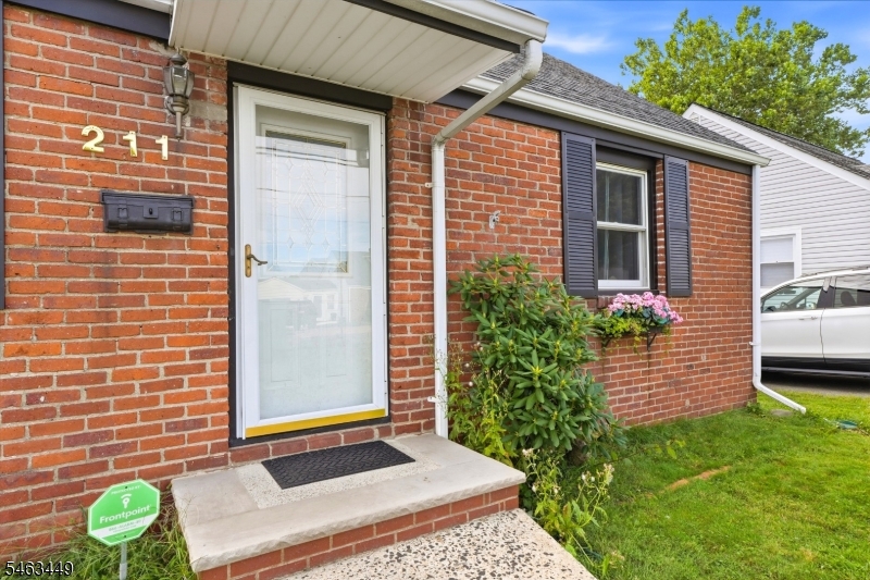 main property photo 4