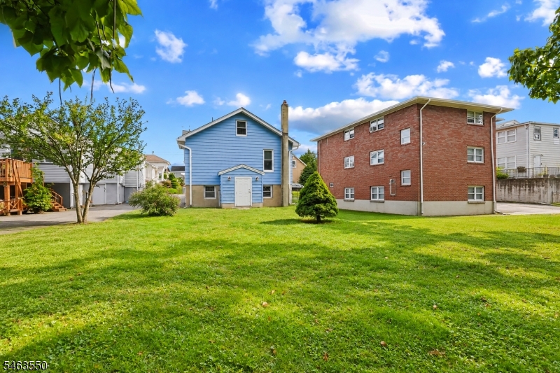 main property photo 24