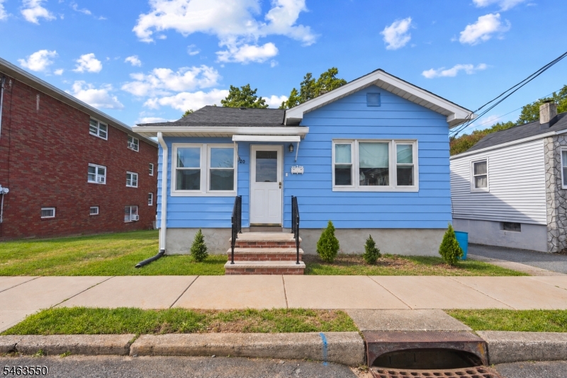 main property photo 26