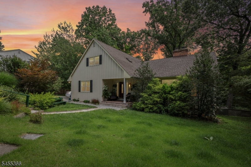 main property photo 45