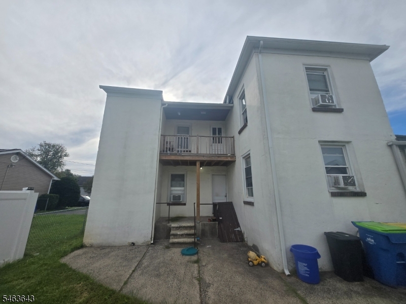 main property photo 17