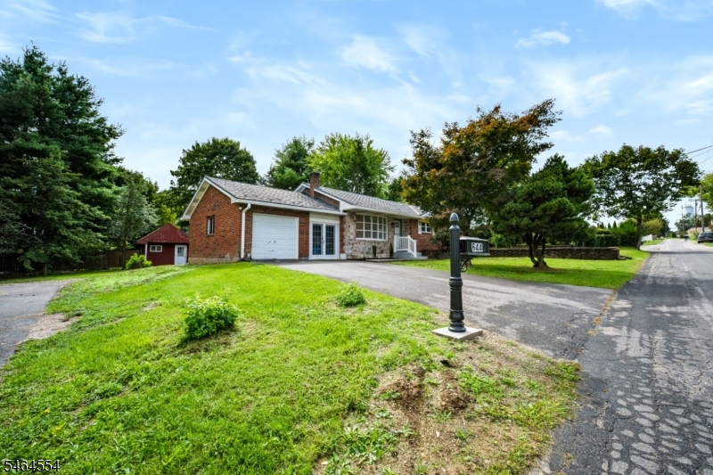 main property photo 41