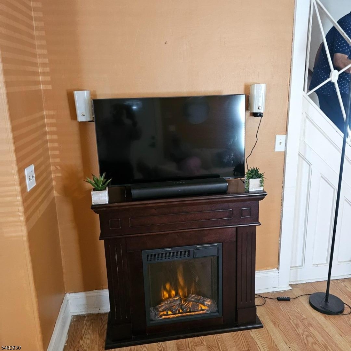 main property photo 12