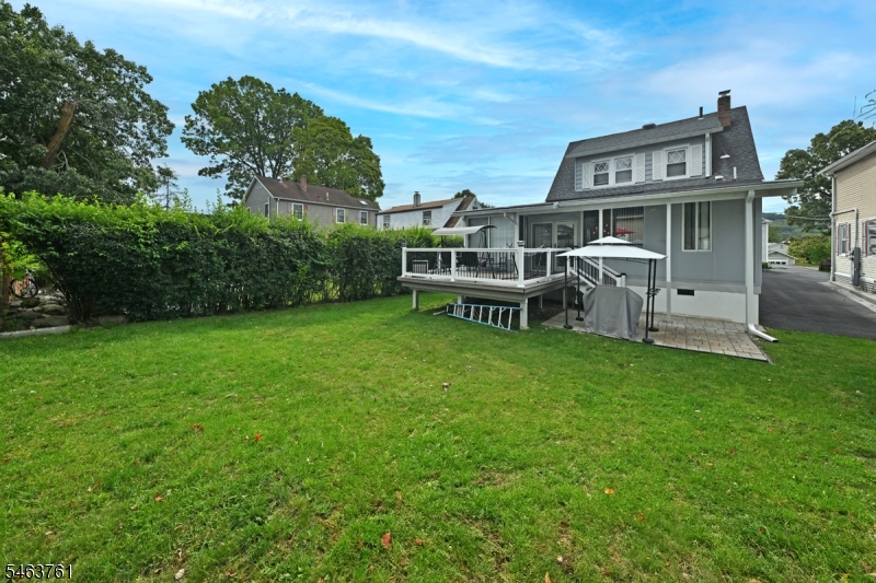 main property photo 7
