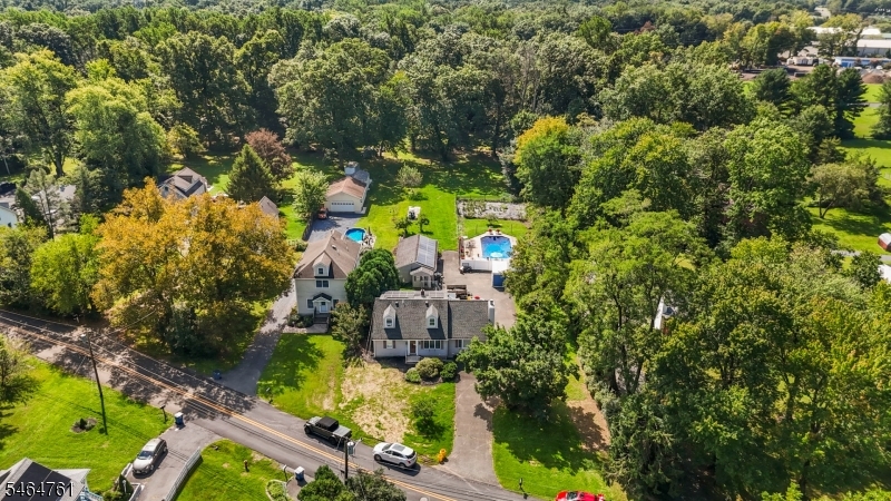 main property photo 47