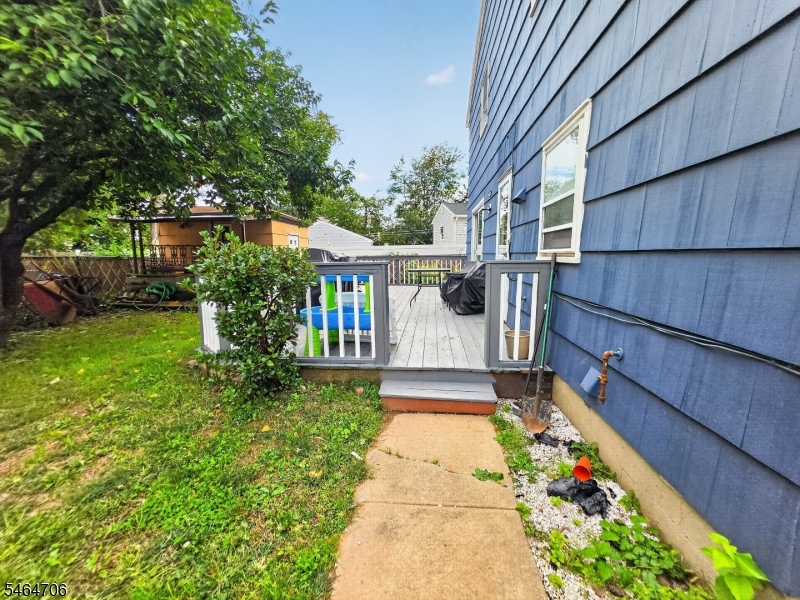 main property photo 34