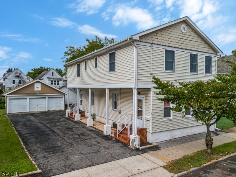 main property photo 35