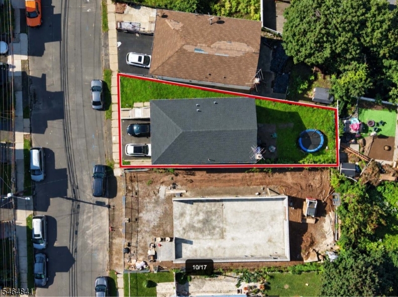 main property photo 11