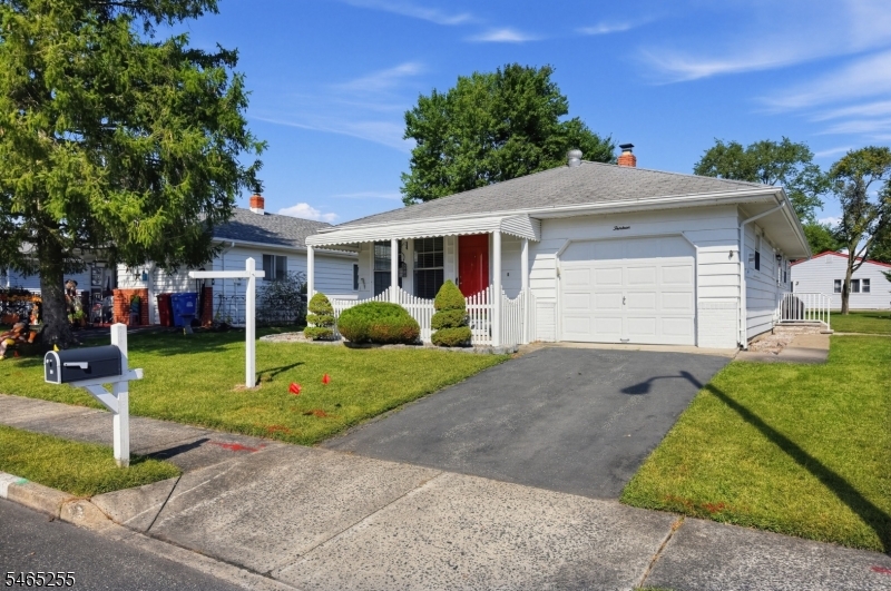 main property photo 4