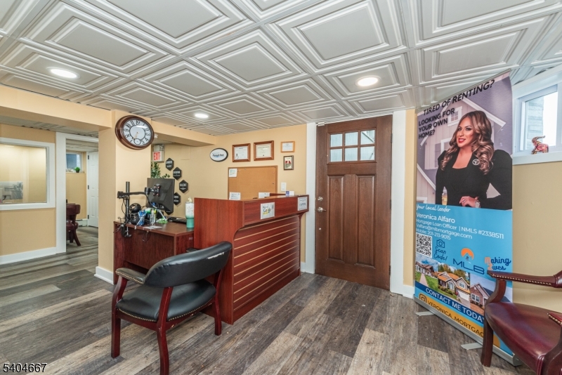 main property photo 36