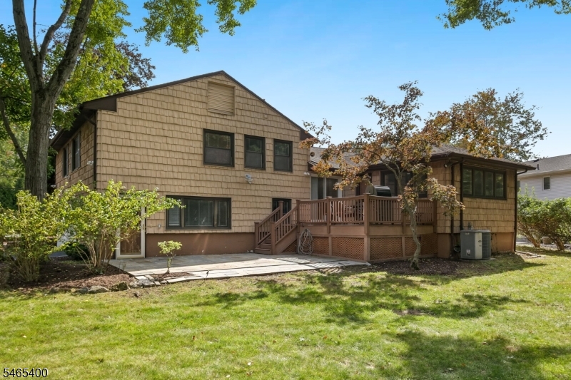 main property photo 24